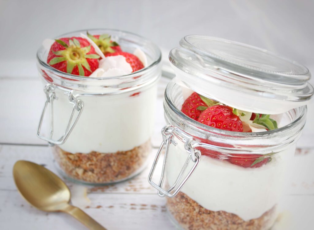 Kokos-Erdbeer Dessert